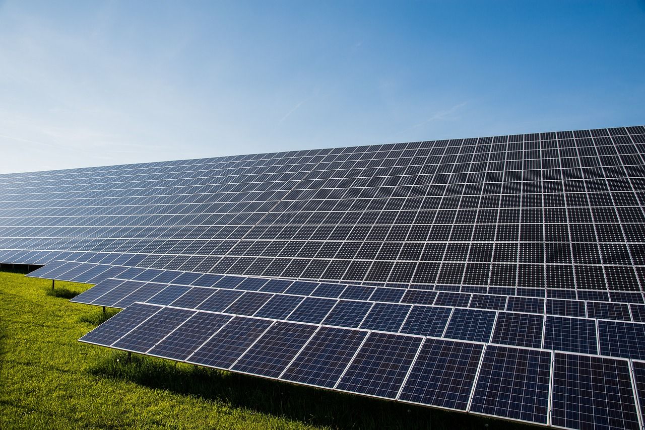 entdecken sie, wie die energiewende wirtschaft, umwelt und gesellschaft in deutschland prägt. informieren sie sich über herausforderungen, lösungen und aktuelle entwicklungen rund um erneuerbare energien und nachhaltige zukunft.