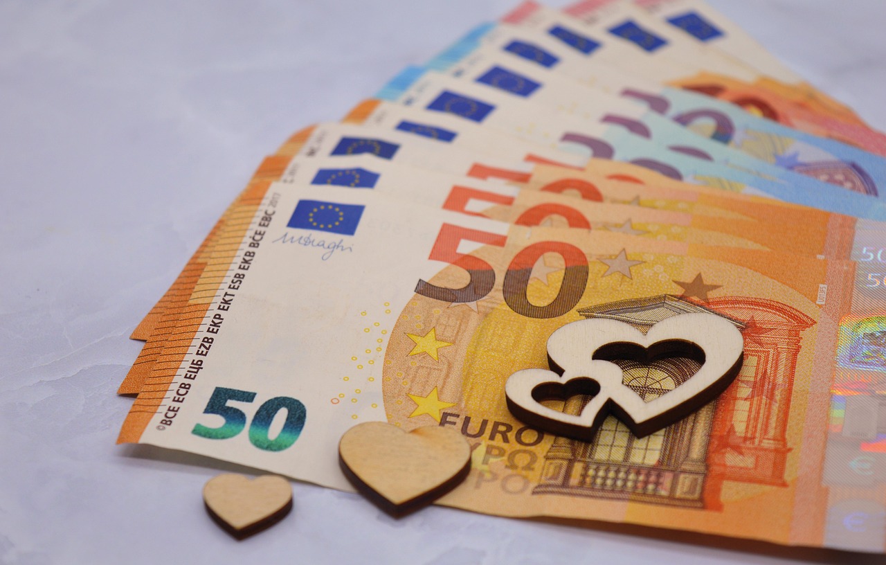 erfahren sie alles über inflation: ursachen, auswirkungen und strategien zur bekämpfung steigender preise. bleiben sie informiert über finanzielle entwicklungen und deren einfluss auf ihre kaufkraft.